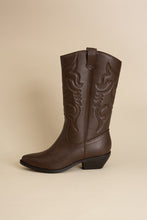 Load image into Gallery viewer, Rerun Western Boots
