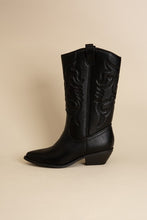 Load image into Gallery viewer, Rerun Western Boots
